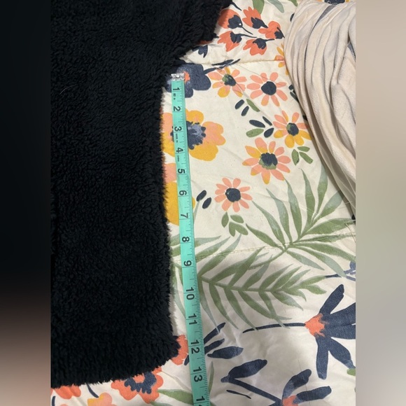 Super Cozy Abercrombie Teddy Zip Up Small - Picture 6 of 16